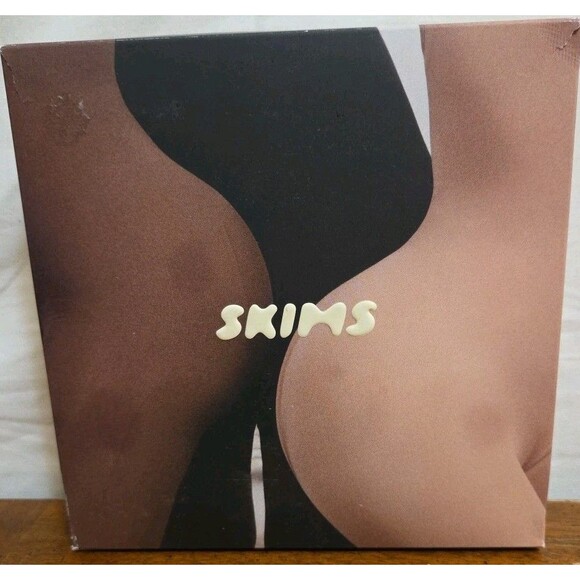 SKIMS Butt Enhancing Shapewear Open Bust Mid Thigh Bodysuit Sz 3X Clay New Open - Picture 6 of 9